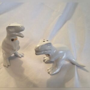 Target Dinosaur Salt And Pepper Shakers